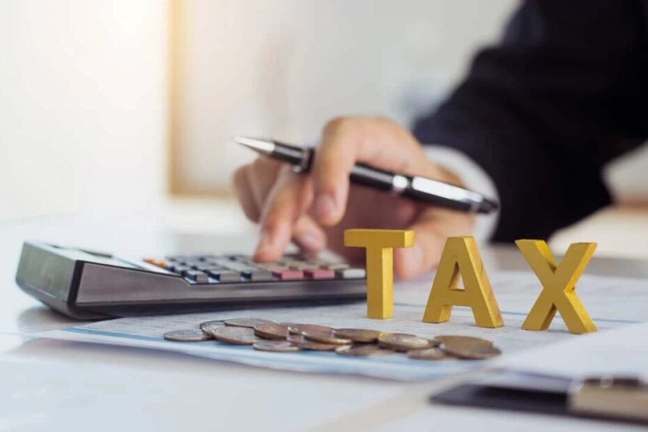 Calculating Income Tax in Pakistan